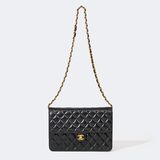 Classic Flap Bag Medium - image 1