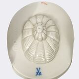 Magnificent lidded tureen from the swan service with Acis and Galatea - image 6