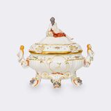 Magnificent lidded tureen from the swan service with nymph - image 2