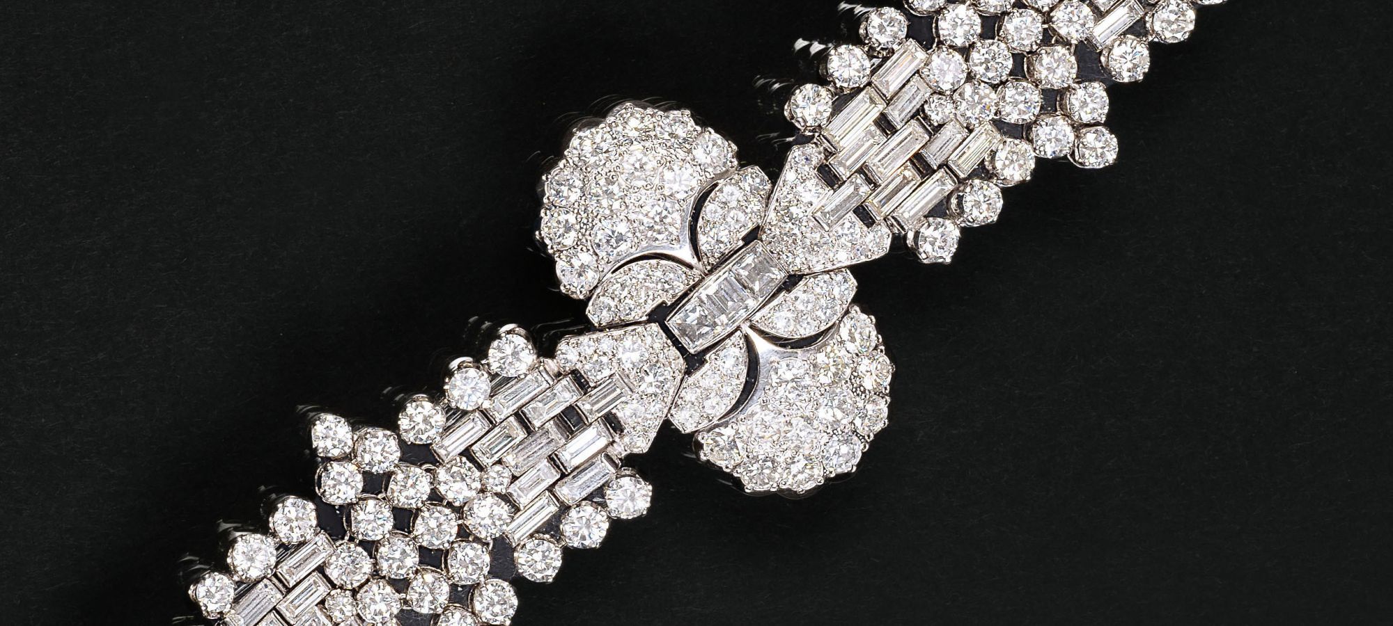 An exquisite, highcarat Art-déco Diamond Bracelet