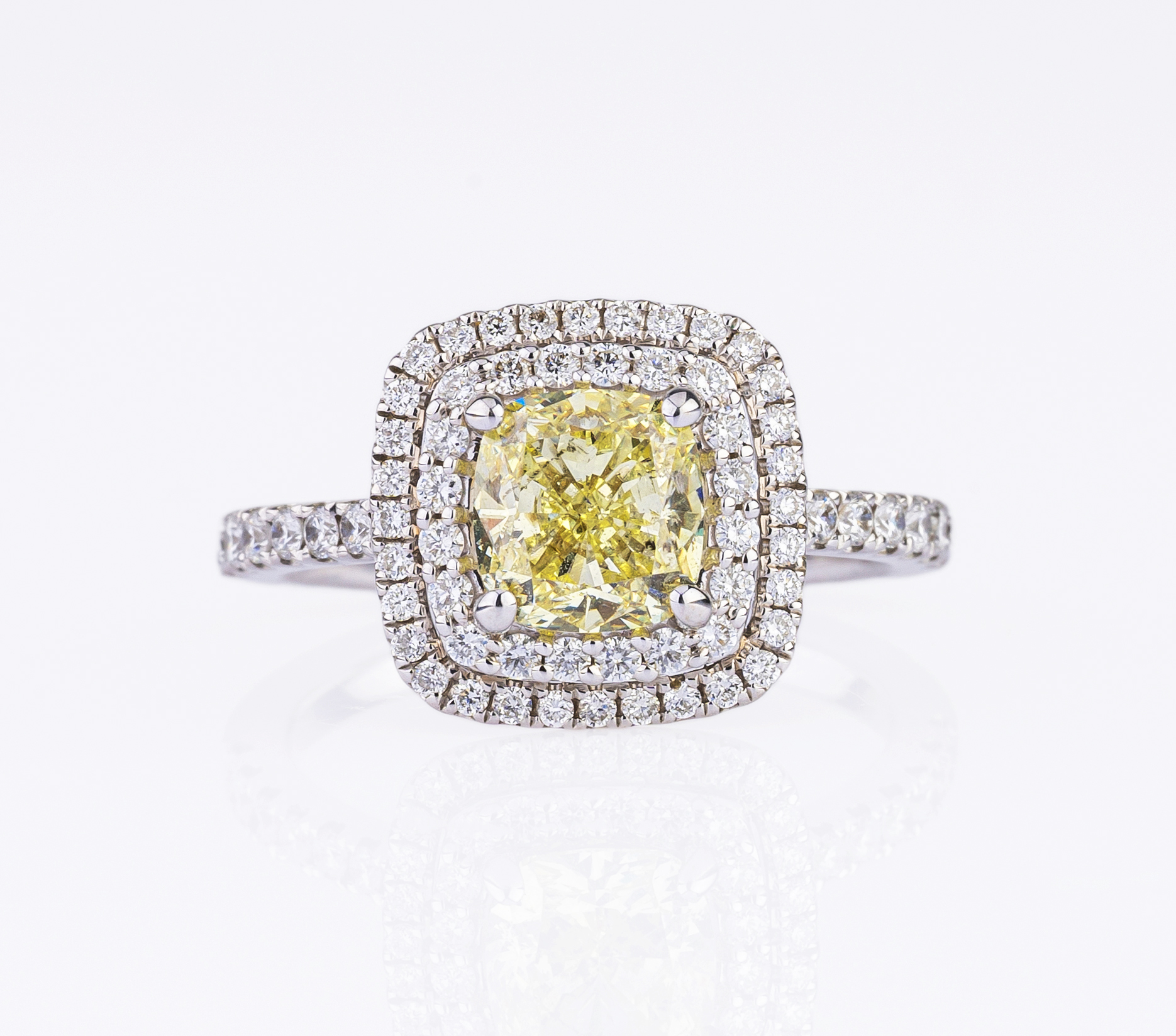 Fancy Diamant-Brillant-Ring