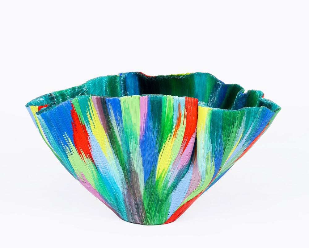 An Extraordinary 'Filet de Verre' Bowl Object