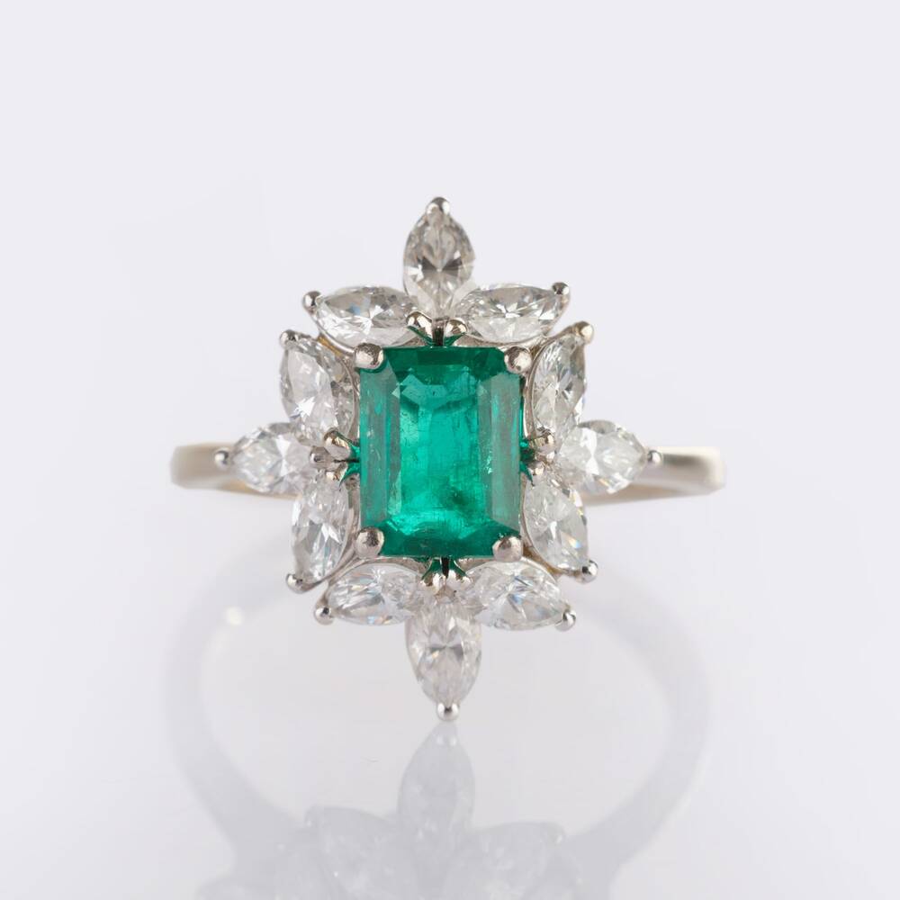 Vivid Green Smaragd Ring