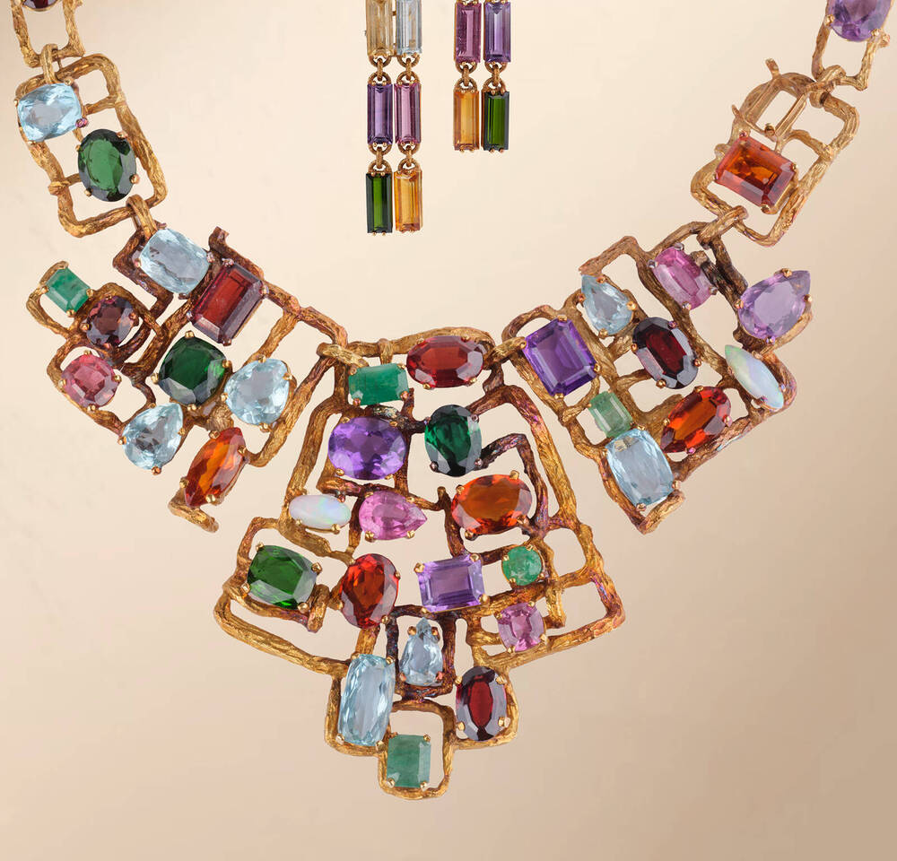 Außergewöhnliches, hochkarätiges Vintage Farbstein Collier
