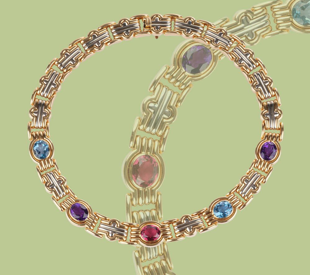 'Parentesi' Goldcollier mit Farbsteinen