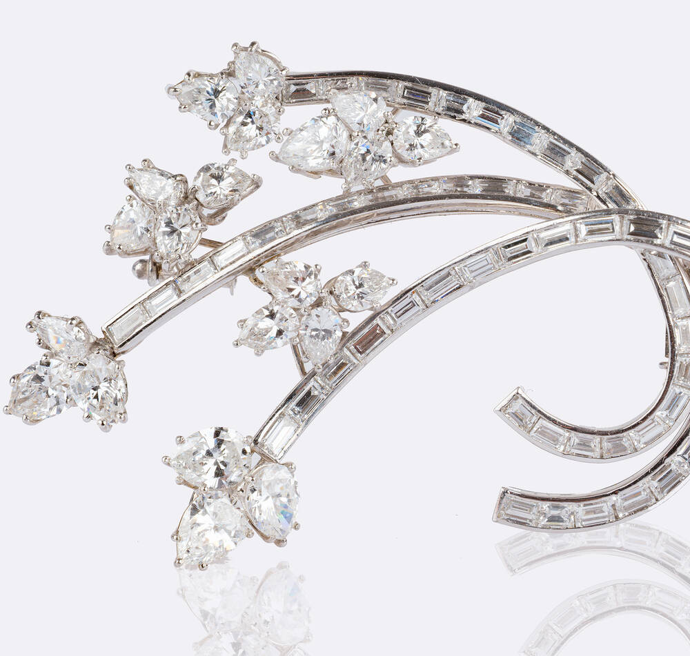 Hochfeine Diamant Blüten-Brosche