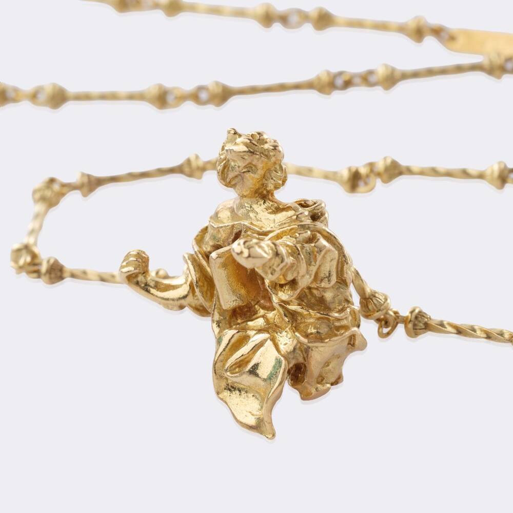 Ikonisches Goldcollier mit Anhänger 'Madonna de Port Lligat'