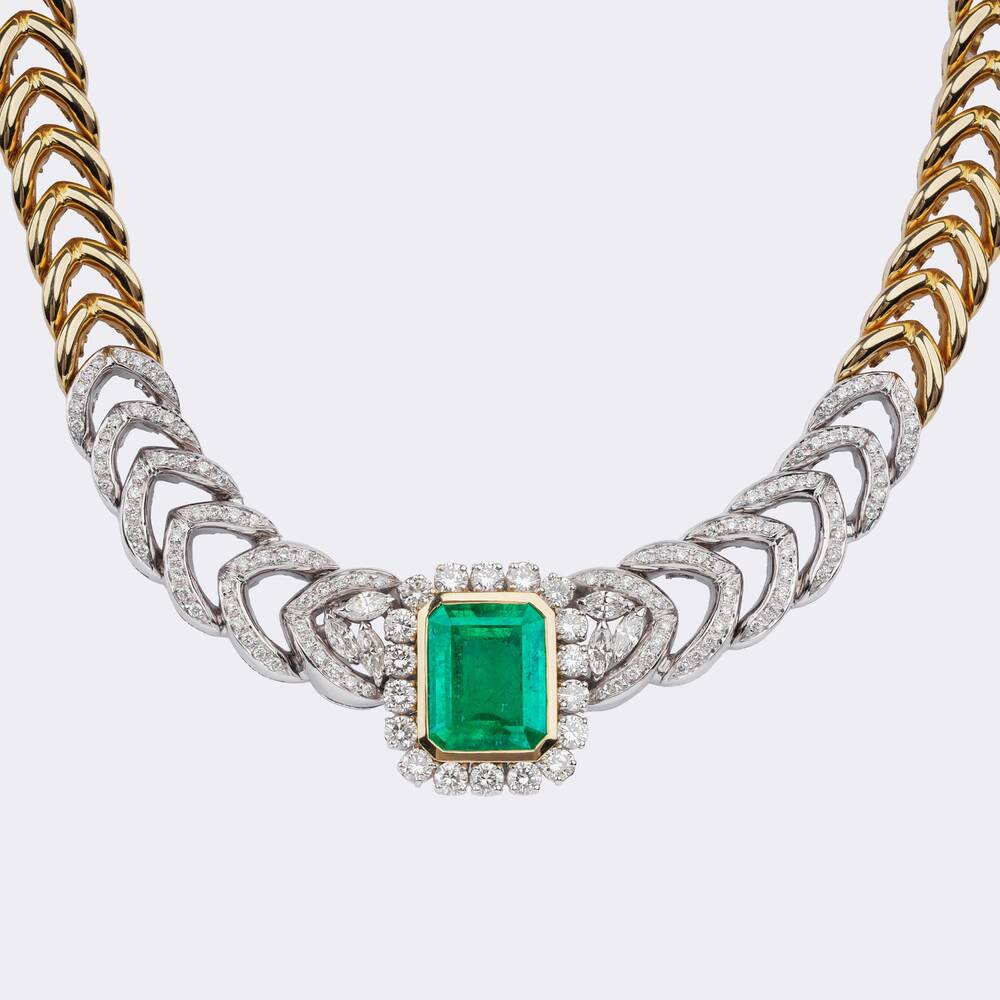 Exzellentes Diamant Gala Collier mit feinem, hochkarätigem Kolumbien Smaragd