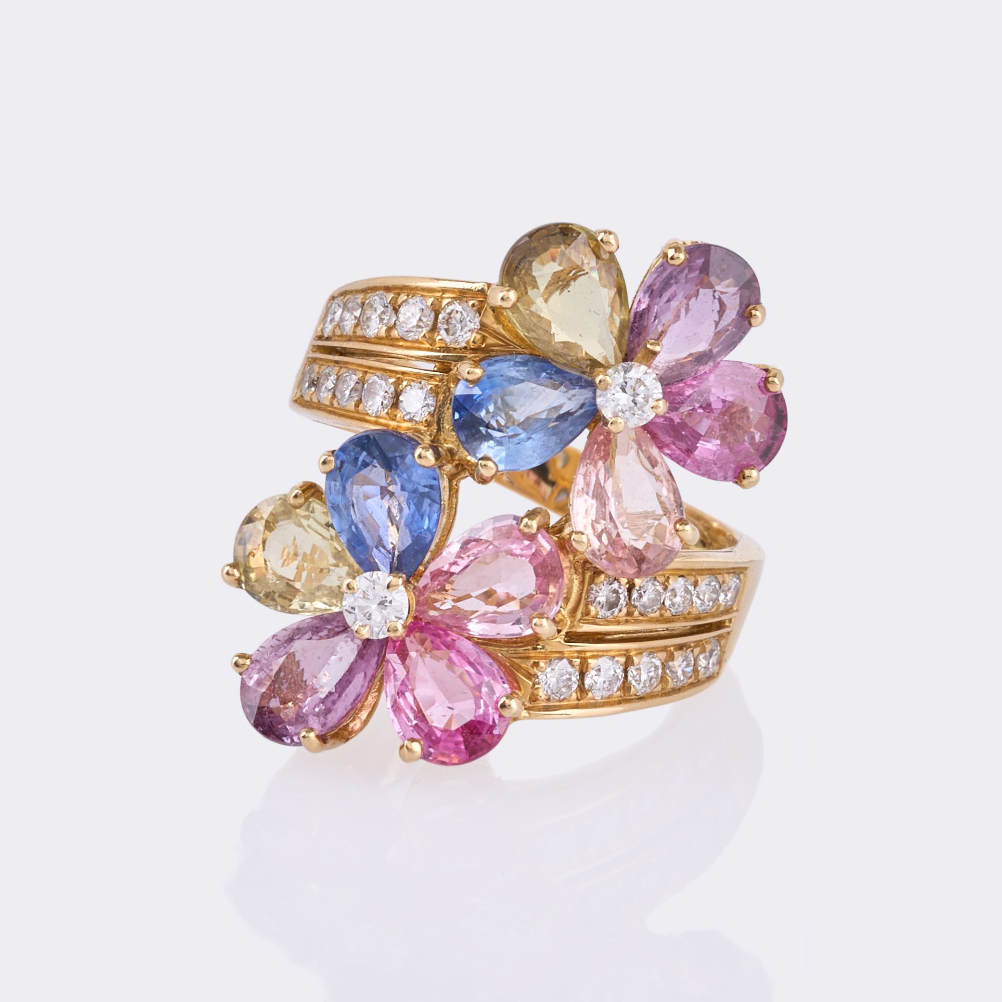 Bulgari Blütenring mit Saphiren und Diamanten